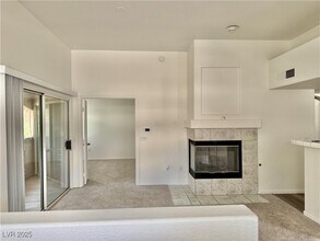 Building Photo - 7400 W Flamingo Rd