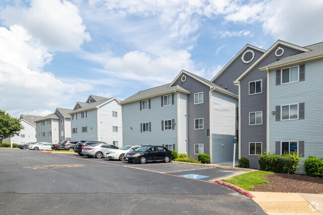 Photo - The Hills Southview Apartments (new)