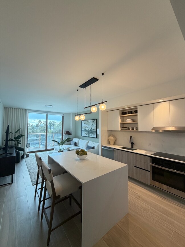 Foto del edificio - 3425 Garden Ave