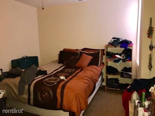 Primary Photo - 1 br, 1 bath Apartment - 339 Bainbridge St 3R