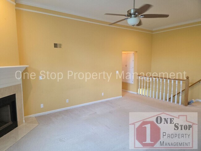 Foto del edificio - Beautiful 2 bedroom, 3 bathroom Villa in Overland Park!