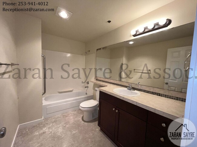 Building Photo - 349- Beautiful 1 Bedroom - 1 Bathroom Cond...