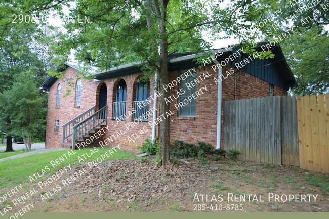 Foto del edificio - 2908 Cedar Ln.