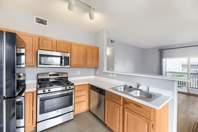 Foto del edificio - Amazing 2 Bedroom Condo in Highlands Ranch - AVAILABLE NOW!