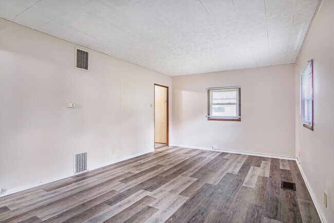 Foto del edificio - Three bedroom south side retreat