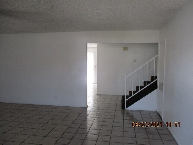 Building Photo - 3648 Margarita Way