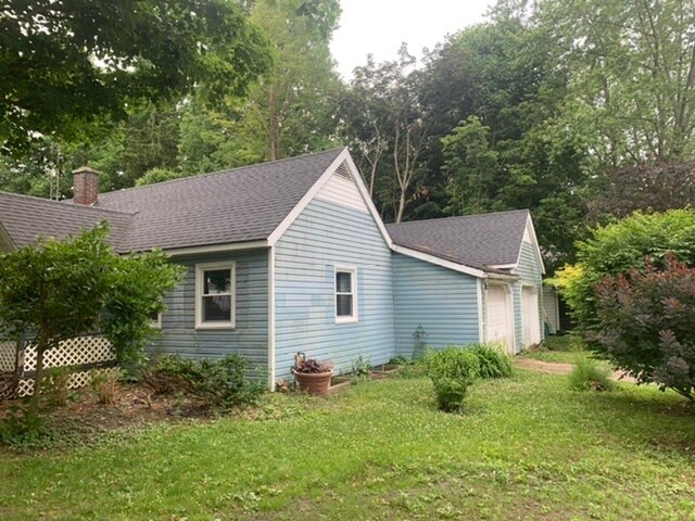 Primary Photo - 219 Indiana Ave