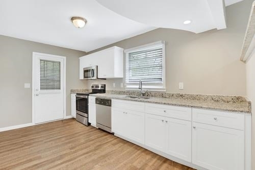Foto del edificio - 3860 Wisteria Ln SW