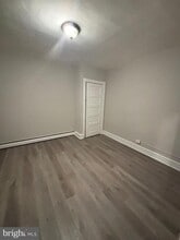 Building Photo - 62 E 4th St