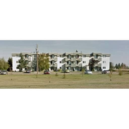 Building Photo - 5322-5346 46 St