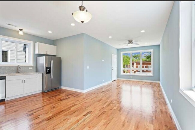 Foto del edificio - 22 N Parkside Ave