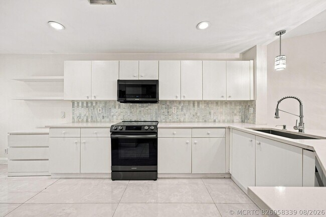 Foto del edificio - 1590 Orion Ln