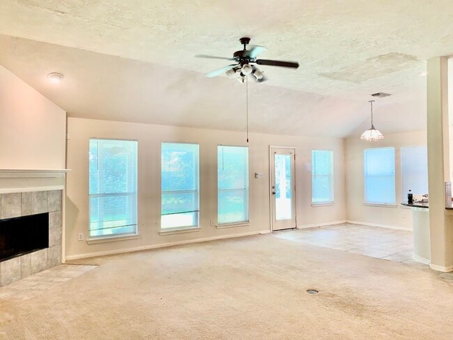 Building Photo - 7827 Iris Glen Ln