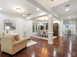 Building Photo - 210 Ashland Ct
