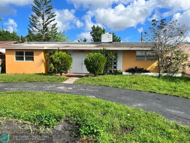 Foto del edificio - 7941 Plantation Blvd