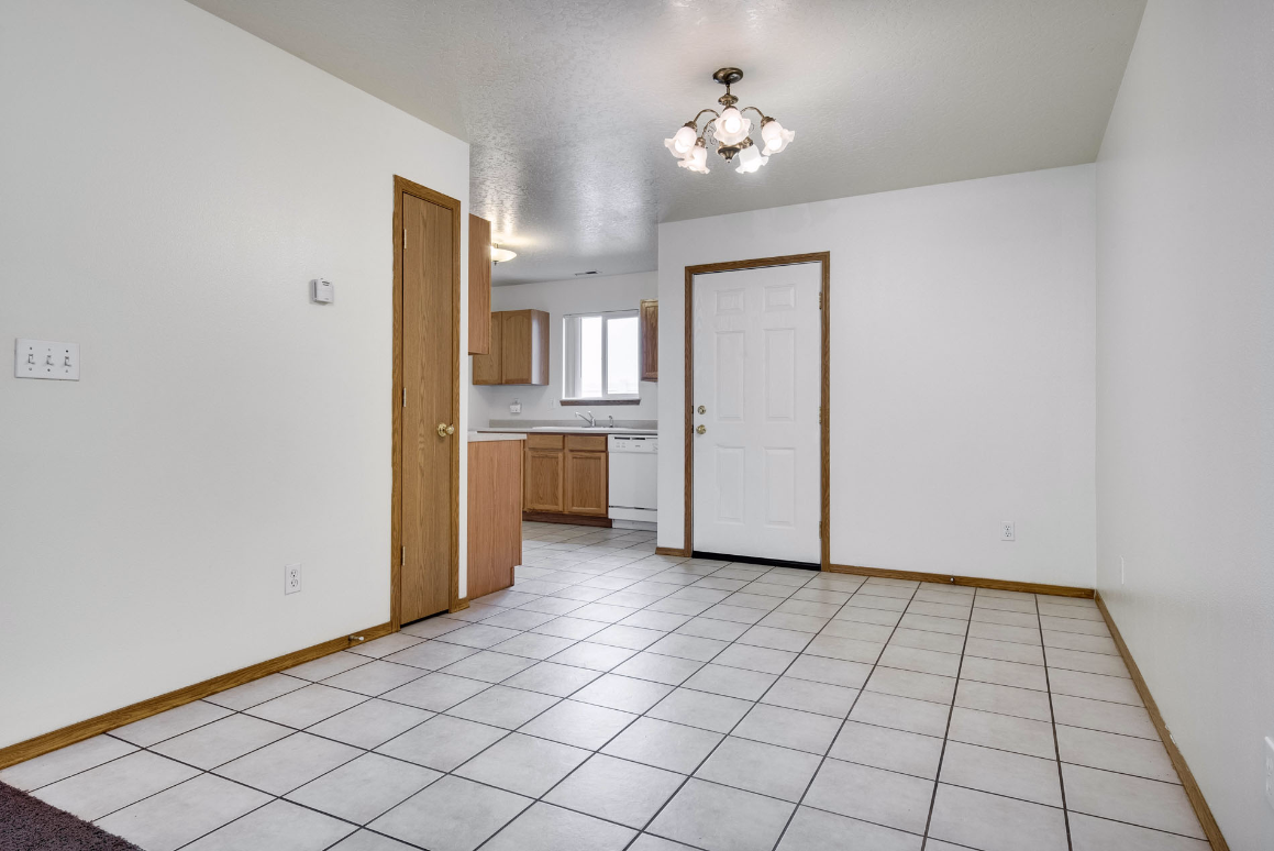 Primary Photo - 1009 E Kuna Rd