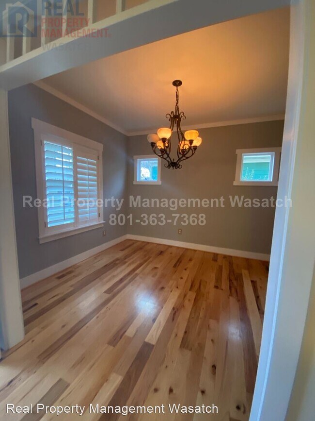 Building Photo - 5 br, 3.5 bath House - 4254 W Degray Dr