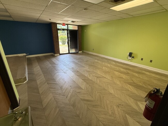 Building Photo - 312 Spaulding Rd