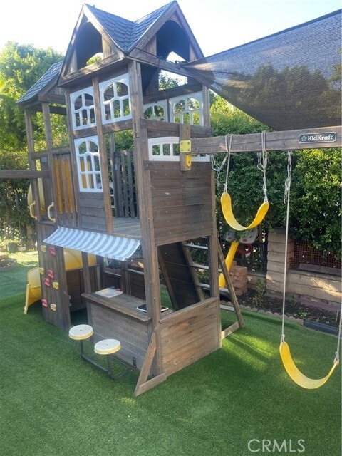 Building Photo - 8766 Tilden Ave