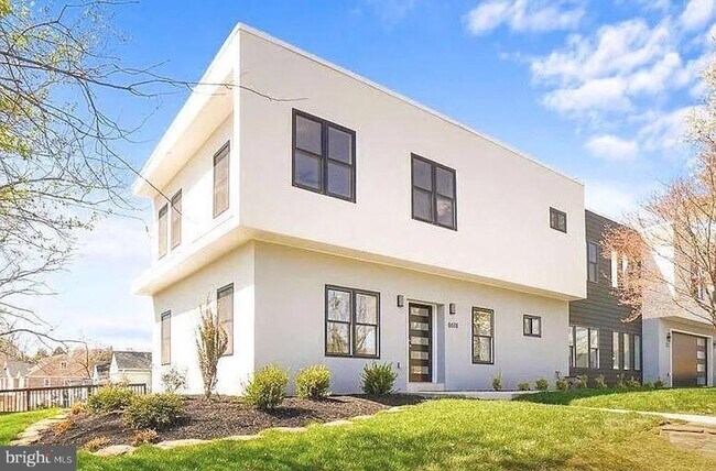 Building Photo - 8618 Jones Mill Rd