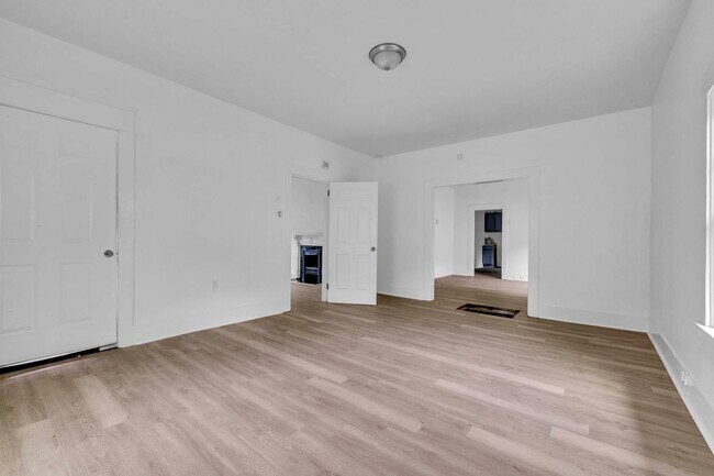 Foto del edificio - 848 42nd Pl N