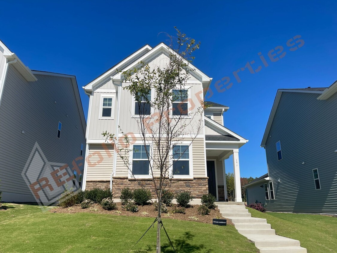 Primary Photo - Gorgeous Brand New Home with 4 Bedrooms 3 ...