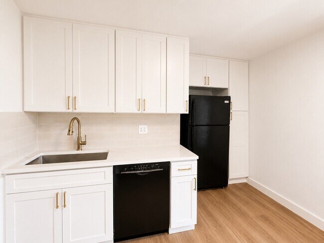 Foto del edificio - 17 Oakledge St