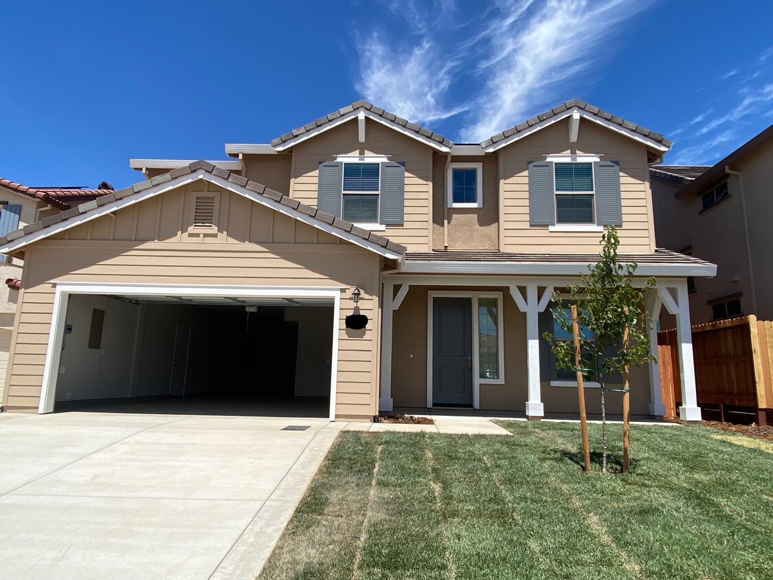 Foto principal - 518 Lupine Dr