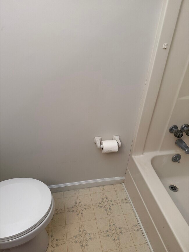 Foto del edificio - 53 Edgemont Ave