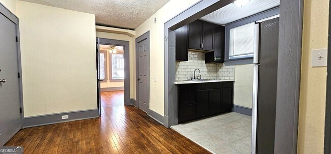 Building Photo - 800 Verner St NW