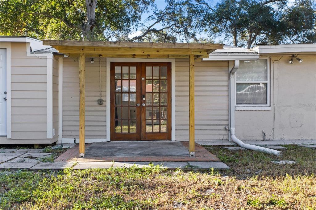 Foto principal - 904 Lakeview Rd