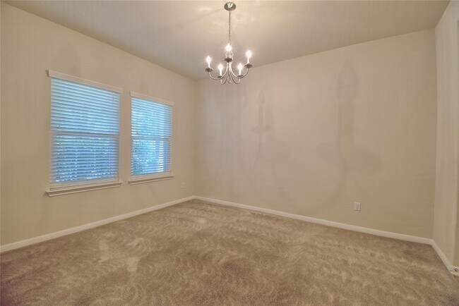 Foto del edificio - 1708 Stonehaven Ln