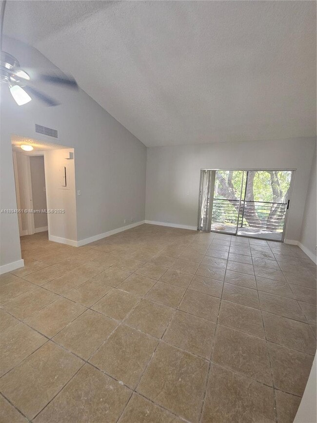 Building Photo - 713 Gardens Dr