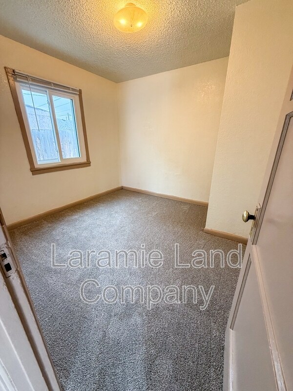 Foto del edificio - 863 N 4th St