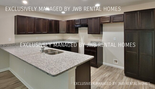 Building Photo - 7627 Arble Dr