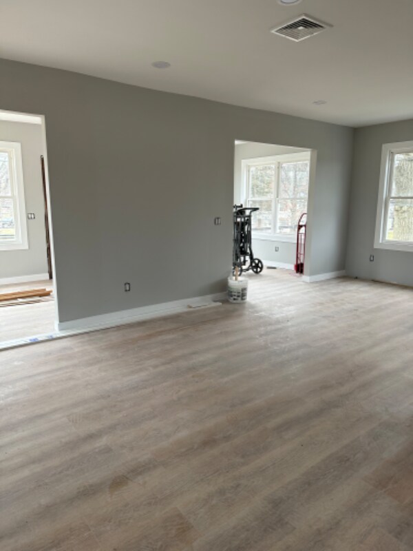 Building Photo - 146 Baker Ave