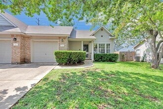 Building Photo - 112 Prairie Springs Loop