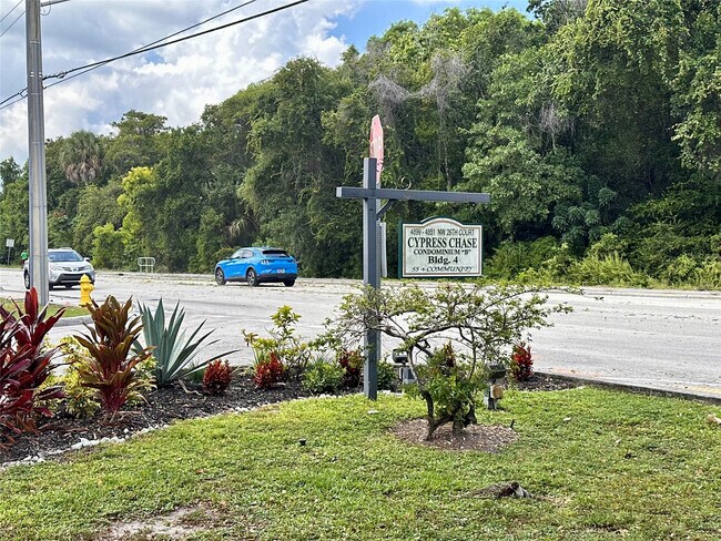 Foto del edificio - 4899 NW 26th Ct