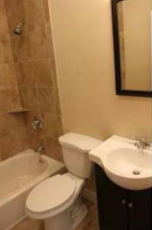 Foto del edificio - 549 Ashmont St