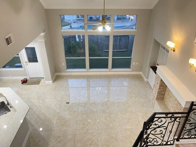 Foto del edificio - 6207 Harrison Ct