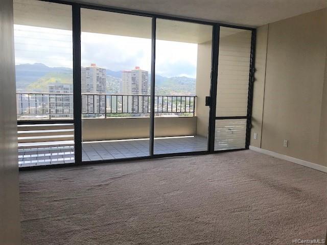 Building Photo - 2121 Ala Wai Blvd