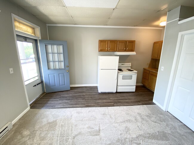 Kitchen - 1 Center St