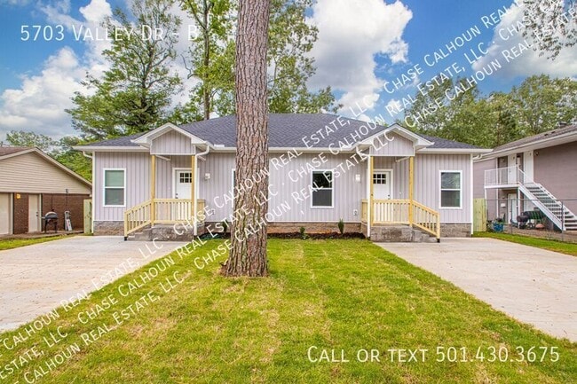 Foto del edificio - 5703 Valley Dr