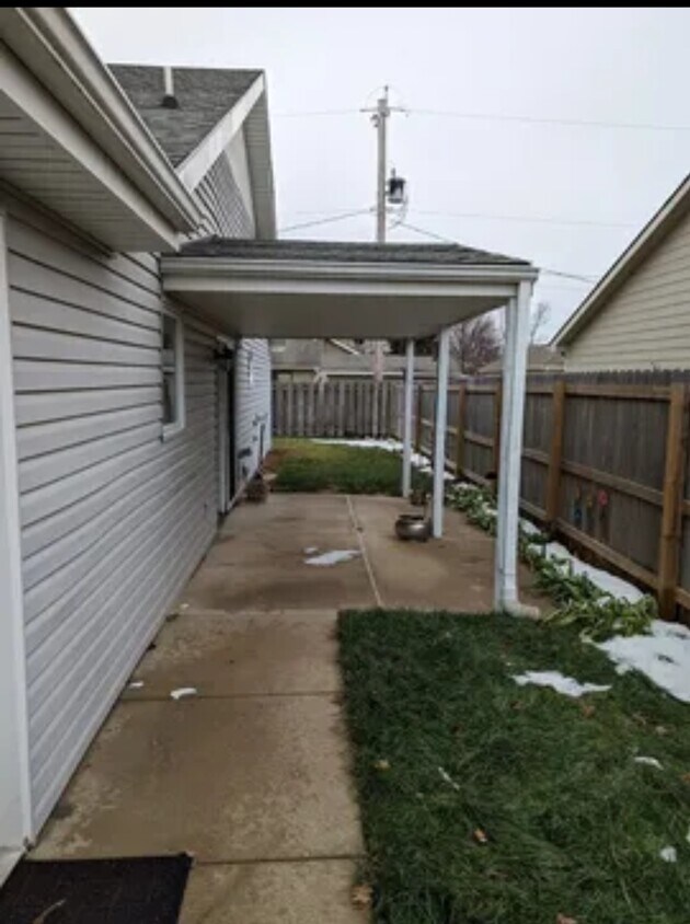 1502 Martin Ave, Salina, KS 67401 Townhome Rentals in Salina KS