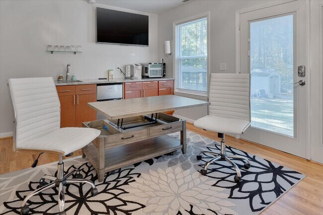 Foto del edificio - 824 Warren Ave