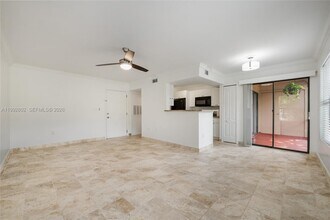 Building Photo - 10560 SW 156th Pl