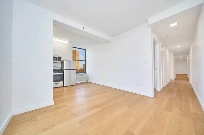Building Photo - 2 bedroom in New York NY 10035