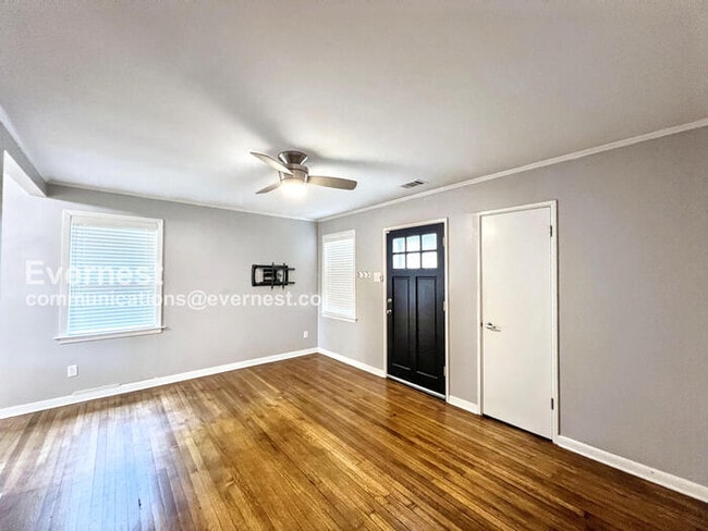 Building Photo - 4926 Sea Isle Rd