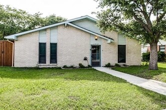 Building Photo - 6012 Cedar Ln