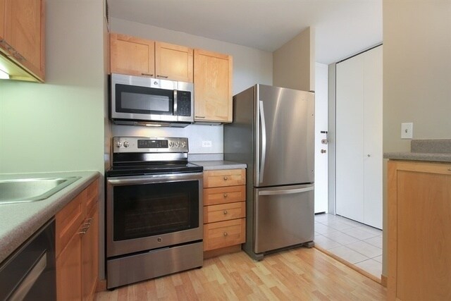 Foto del edificio - 1636 N Wells St